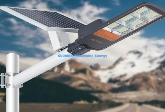 روشنایی بالا 180LM / W LED نور خورشیدی خیابان با پانل تک کریستال و IP65 درجه بندی ضد آب